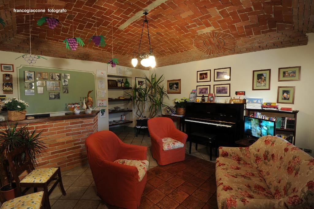 ברולו Agriturismo Il Gioco Dell'Oca מראה חיצוני תמונה